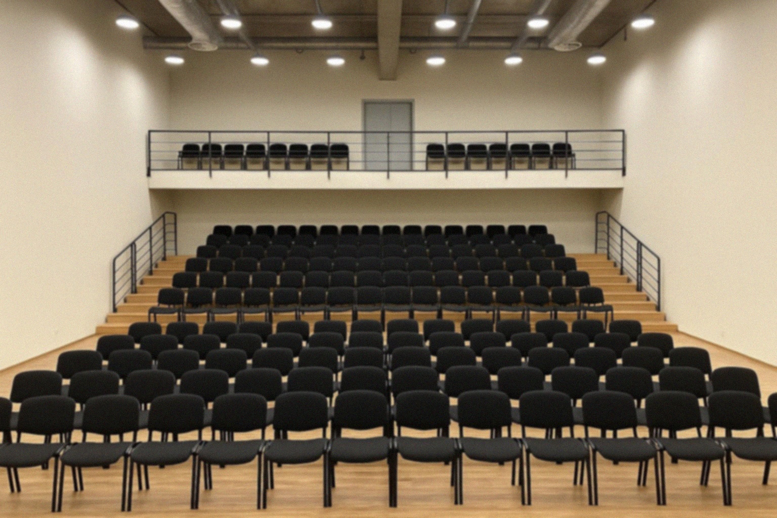 Powrót „Umizgów” – Spektakl Teatralny w Pabianicach