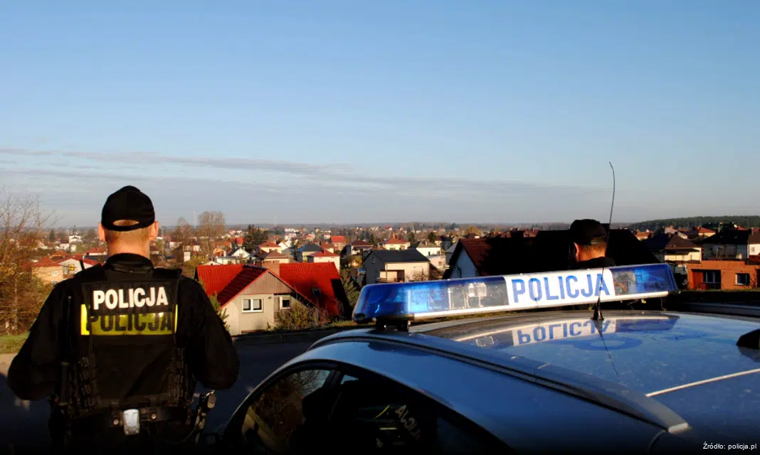 Kampania „Mistrzu, pomyśl” – PZU i Policja wzywają do większej ostrożności na drogach
