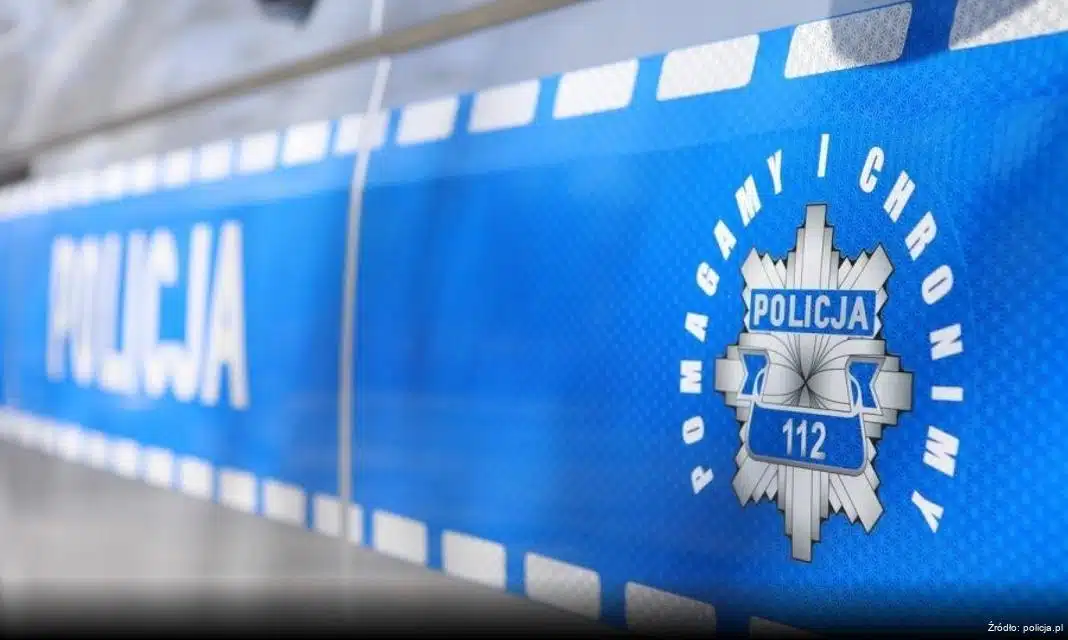 Łodzianin zatrzymany za złamanie sądowych zakazów oraz posługiwanie się nielegalnymi tablicami rejestracyjnymi