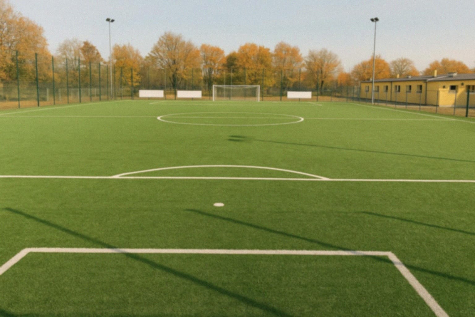 Dostępność bieżni lekkoatletycznej na stadionie MOSiR w Pabianicach